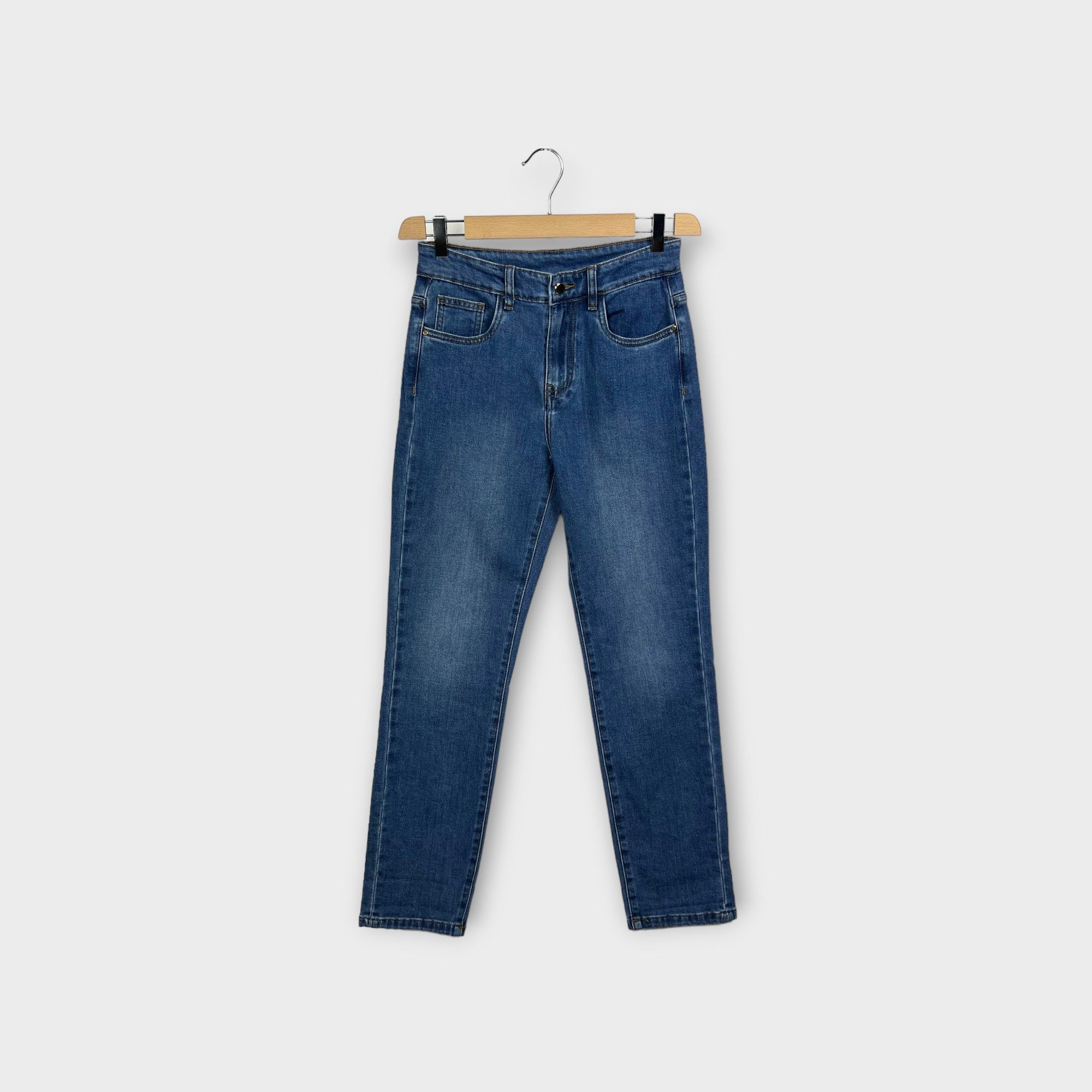 HELLEH - Jeans cinque tasche a carota in tela di cotone stretch