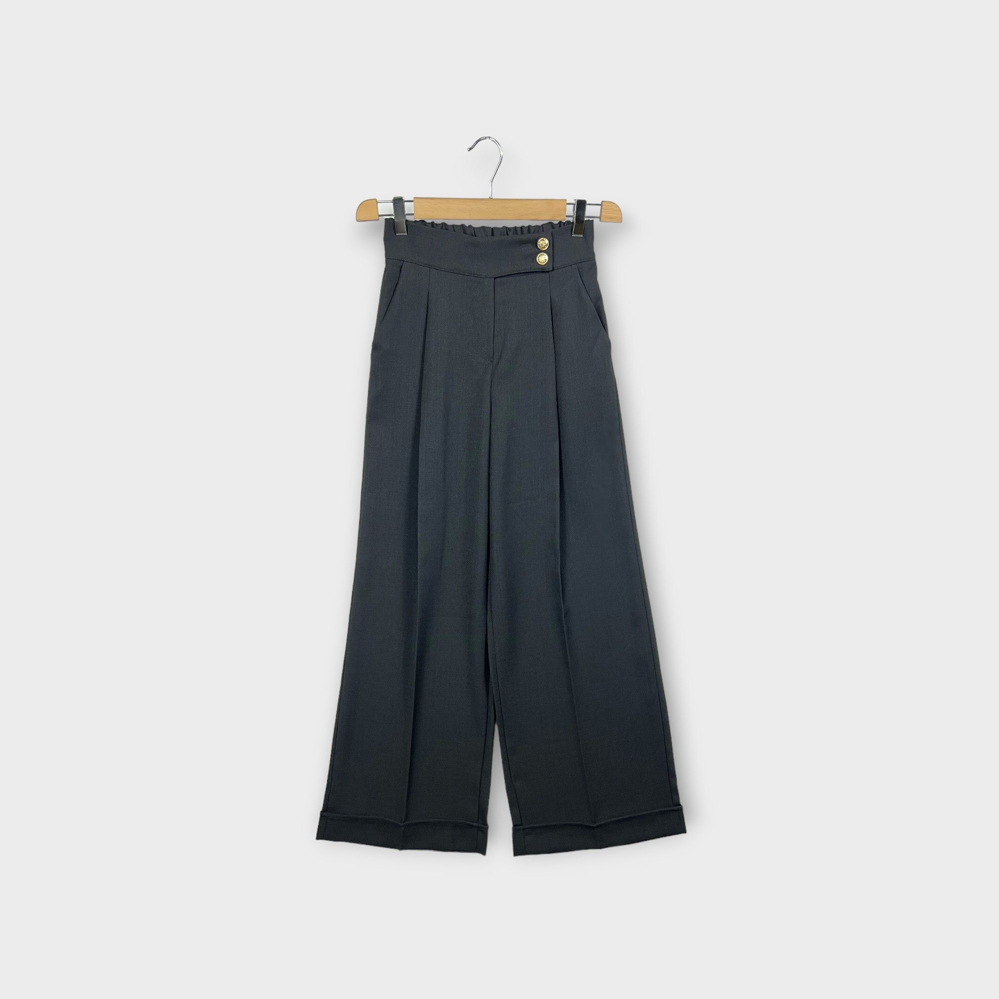 images/virtuemart/product/HELLEH pantaloni donna modello palazzo con pinces e risvolto al fondo colore nero 1.jpg
